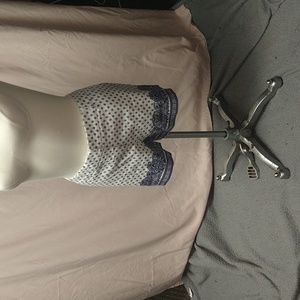 Women's artisanany shorts. Size 6.